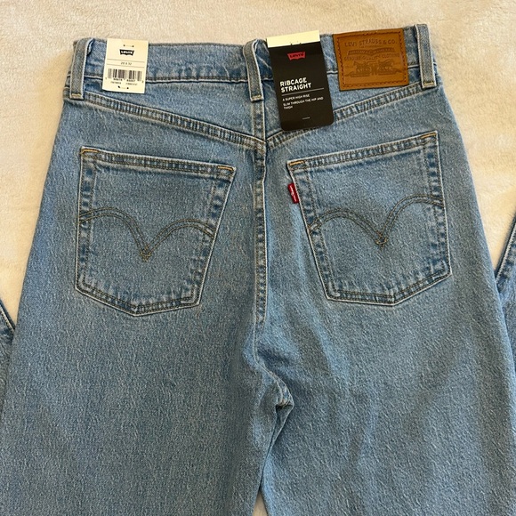 Levi's Ribcage Straight Full Length Women’s Jeans - Picture 6 of 12